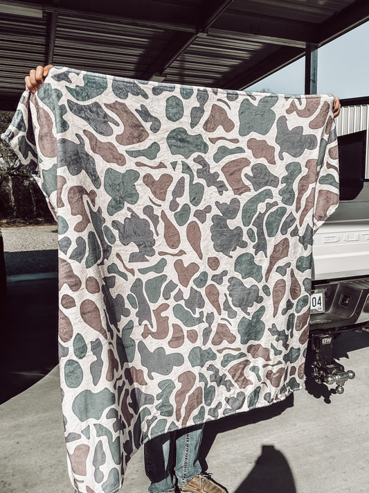 Old School Camo Adult Blanket in Gray