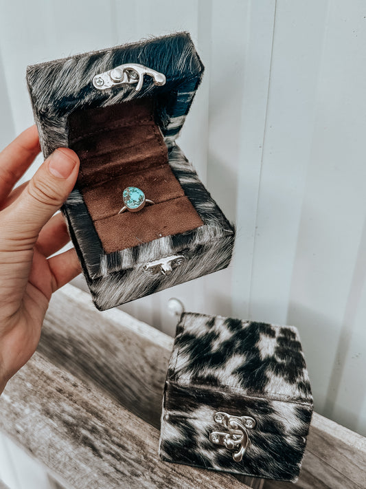 Cowhide Ring Box in Black