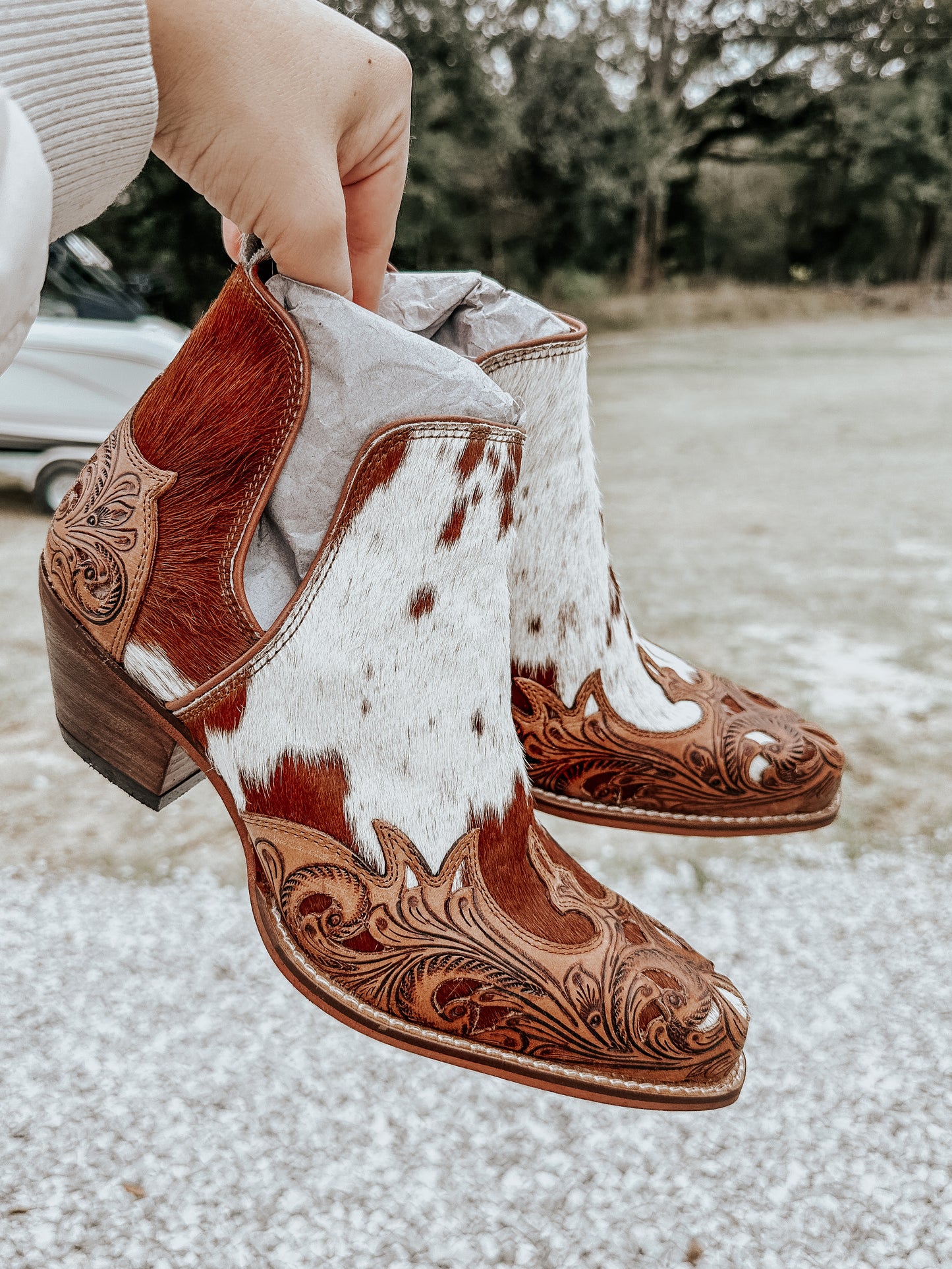 Jane Cowhide Booties in Brown