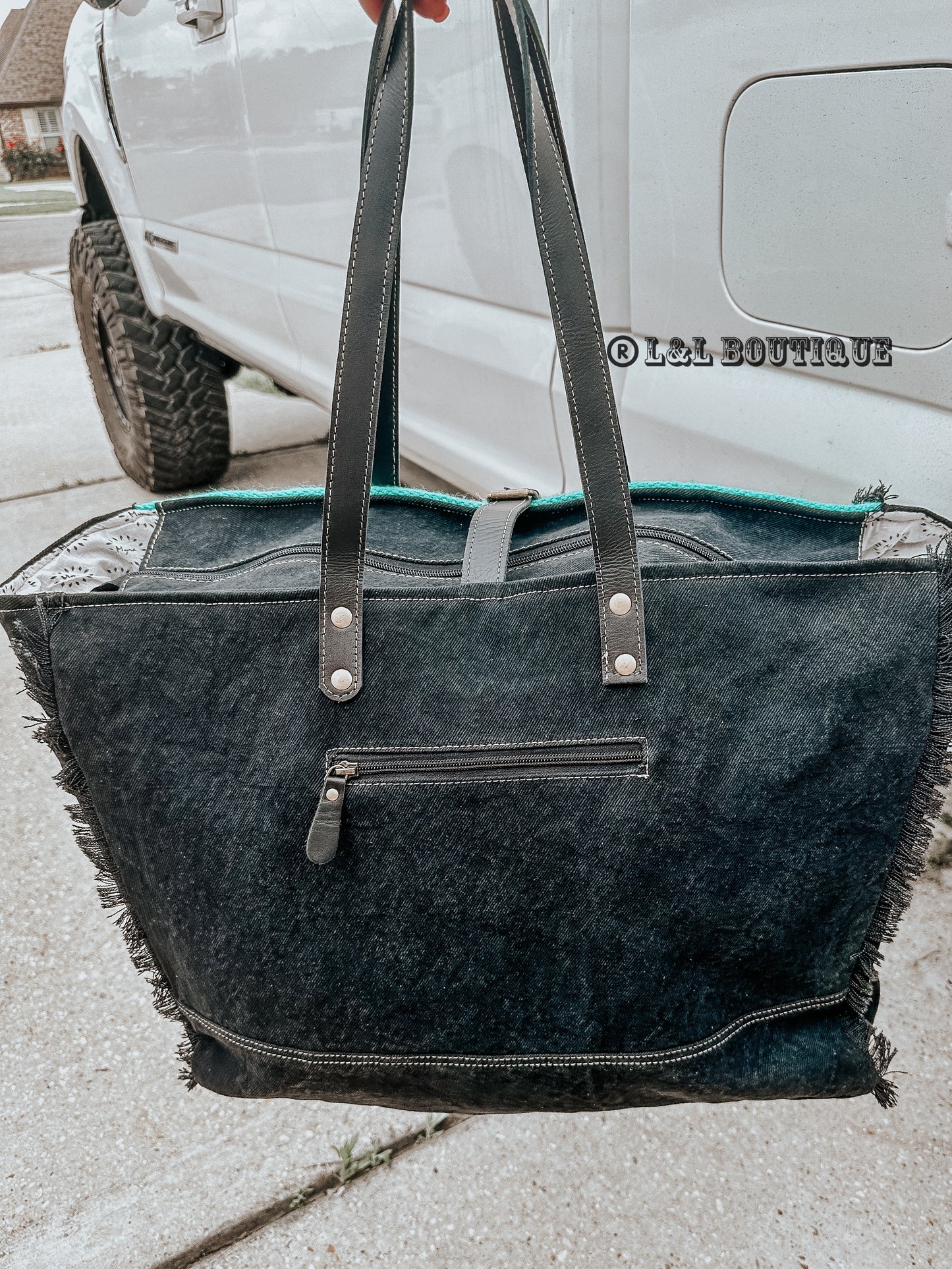 Riverbend Weekender Bag