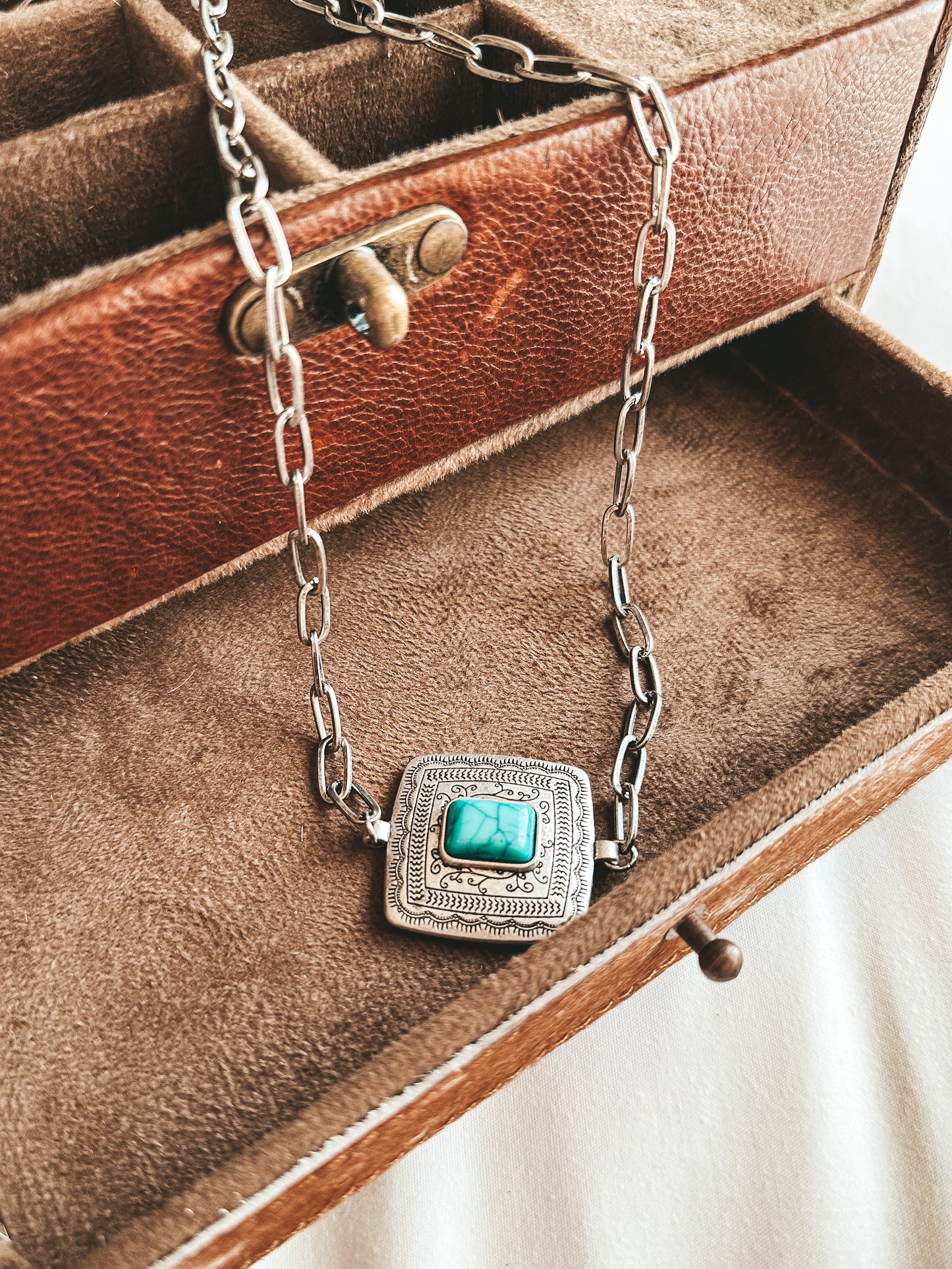 Plated Stone Necklace in Turquoise