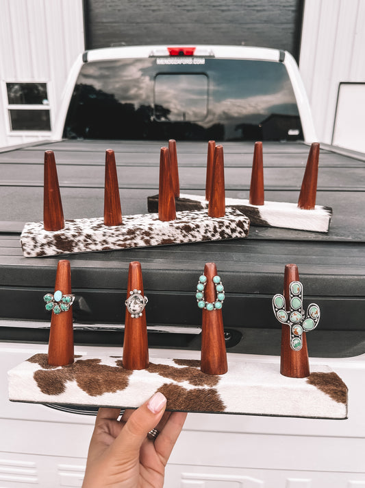 Cowhide 4 Prong Ring Holder