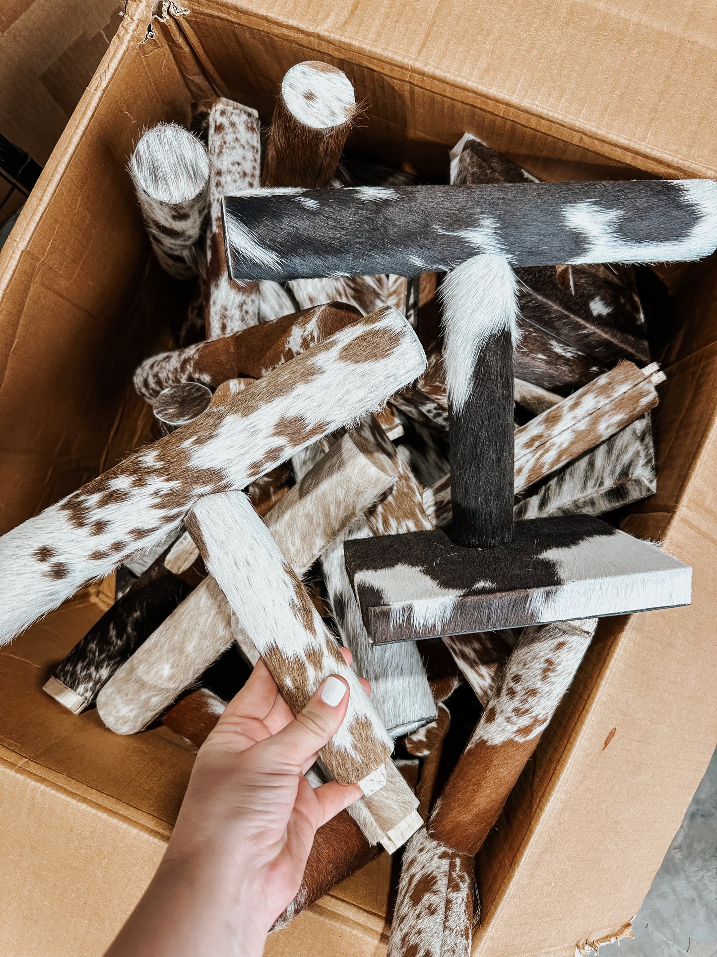Cowhide Bracelet Holder