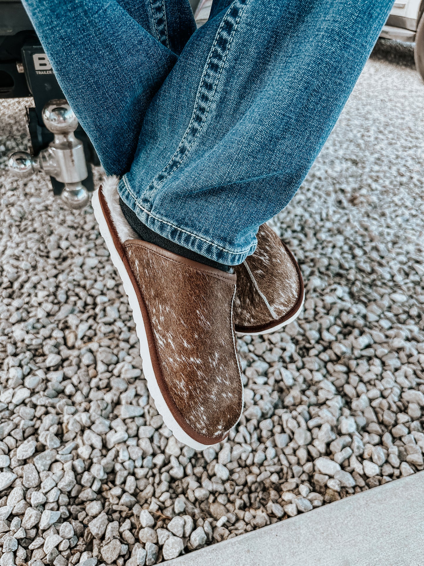 Swift Cowhide Slippers in Men’s