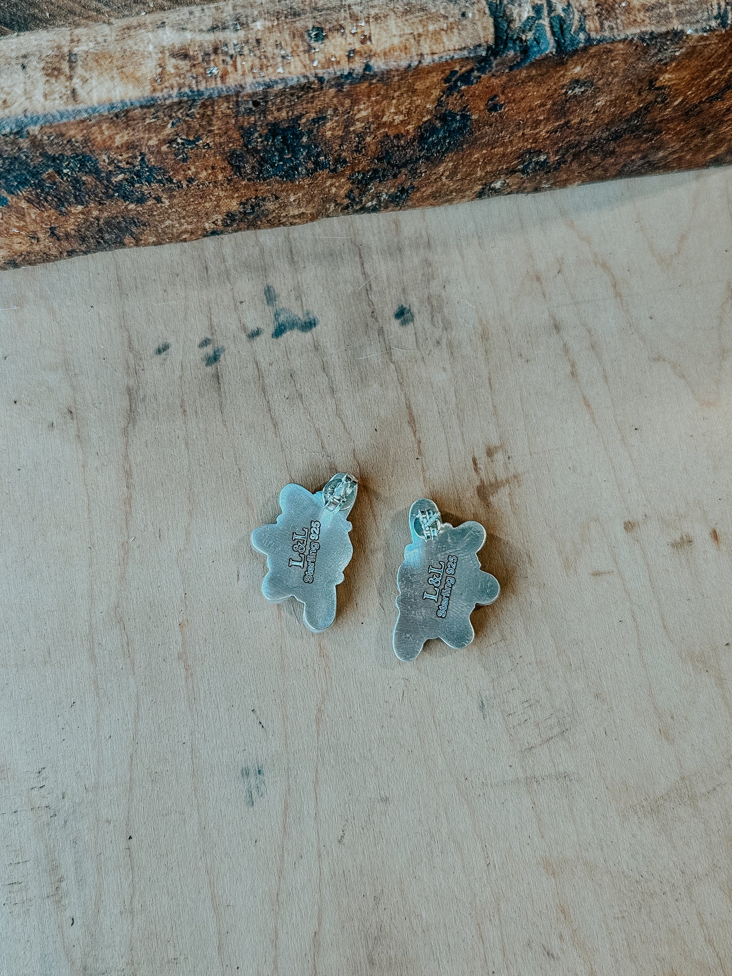 Broken Bow Earrings in White Buffalo