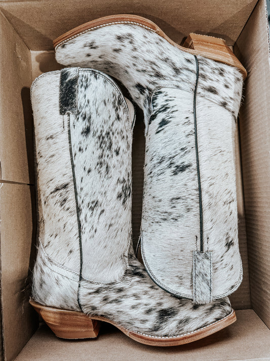 Hawk Cowhide Boots - Snip Toe Black