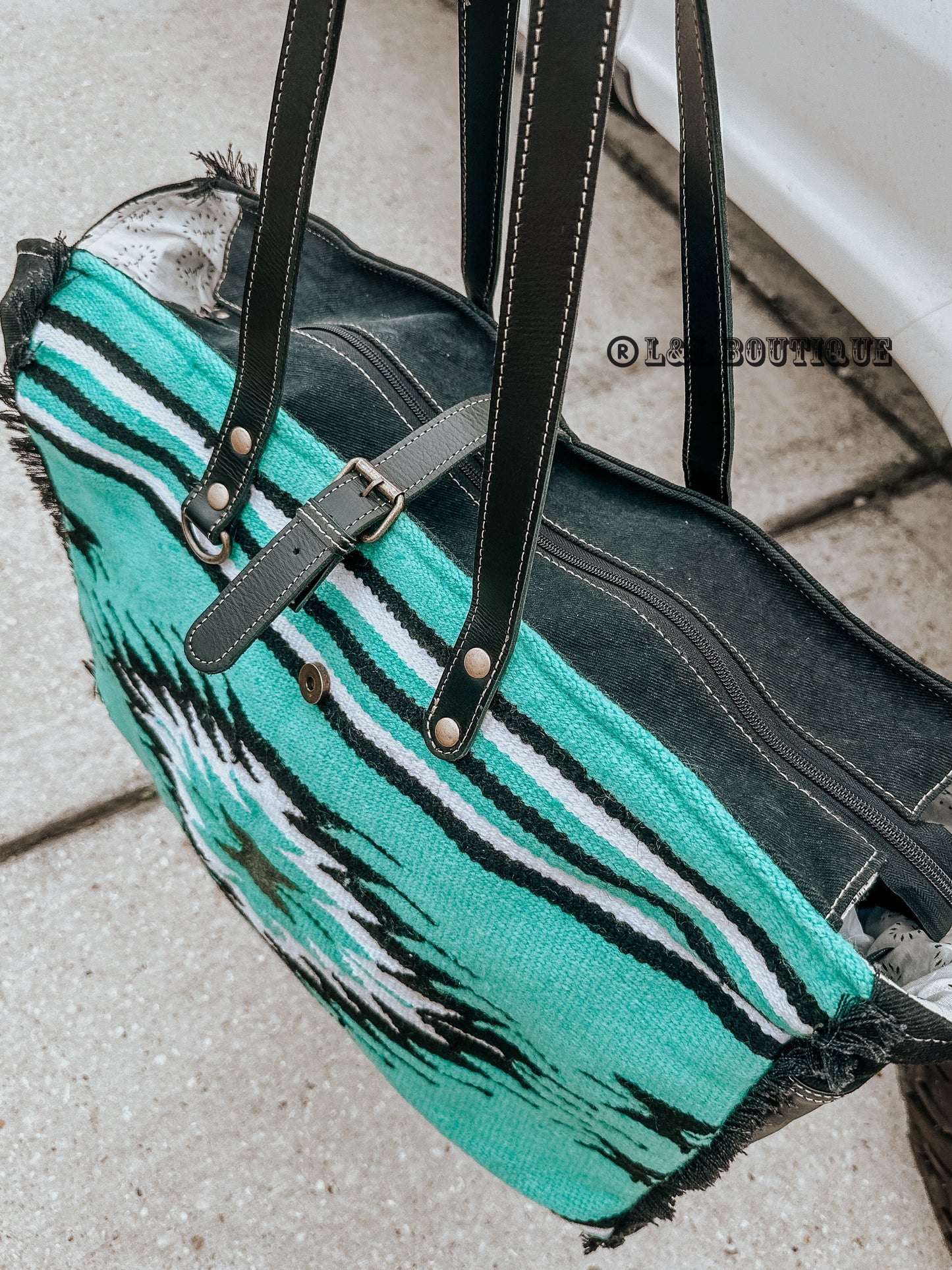 Riverbend Weekender Bag