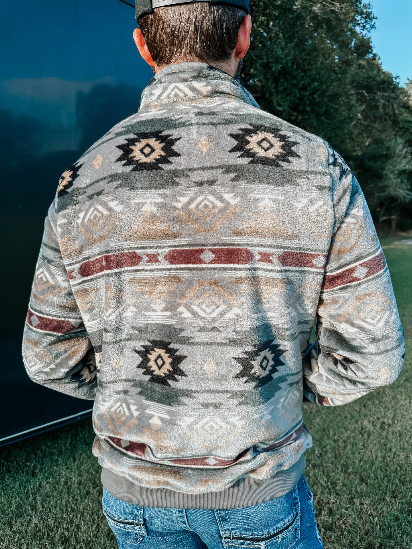 Tyce Gray Men’s Pullover