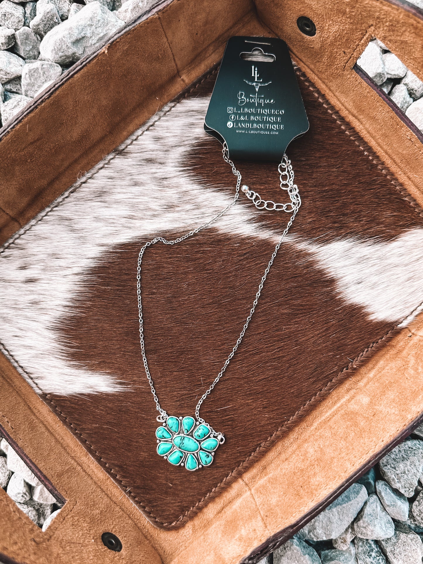 Cluster Turquoise Necklace