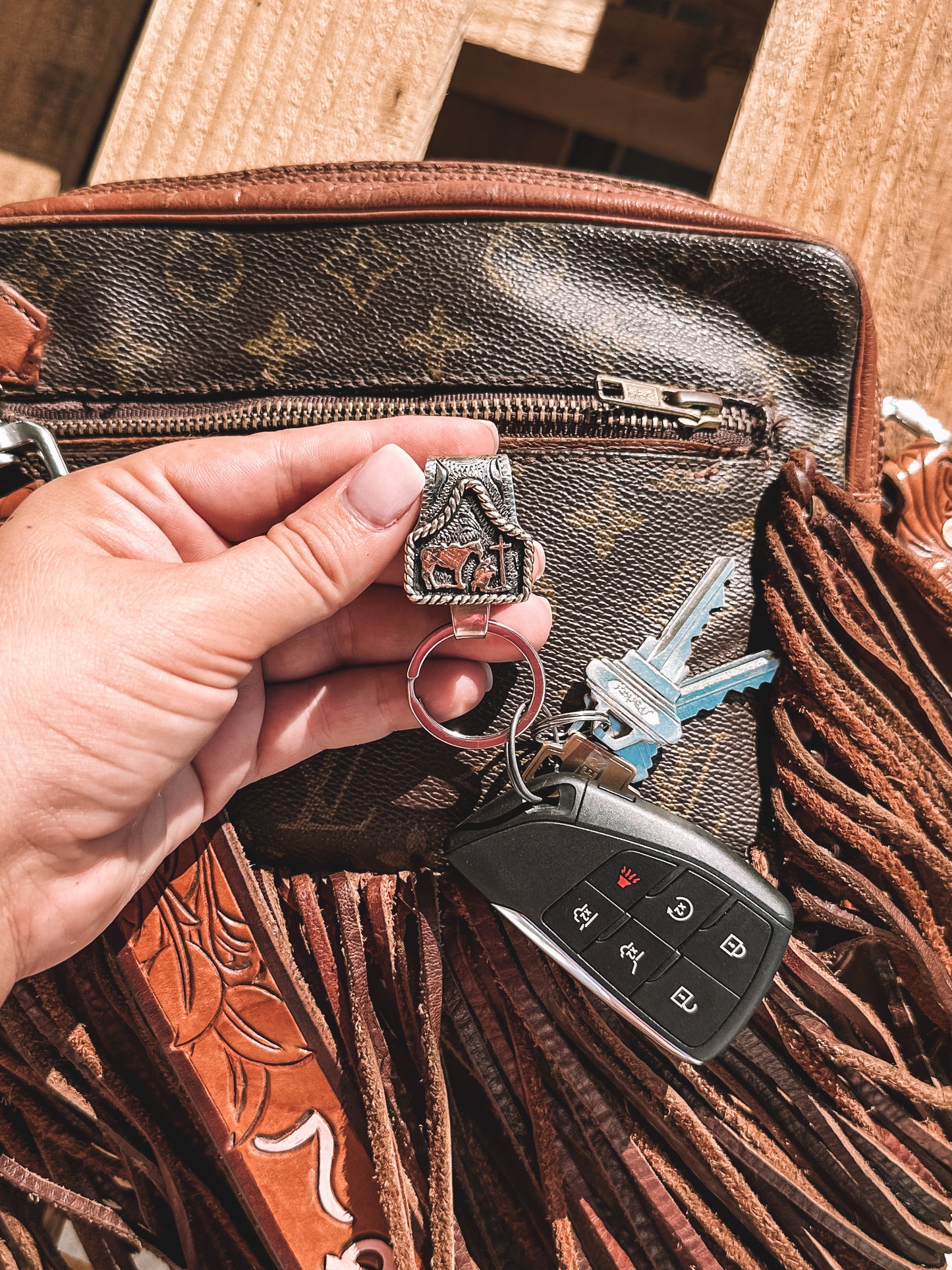 Praying Cowboy Embossed Silver Key Holder