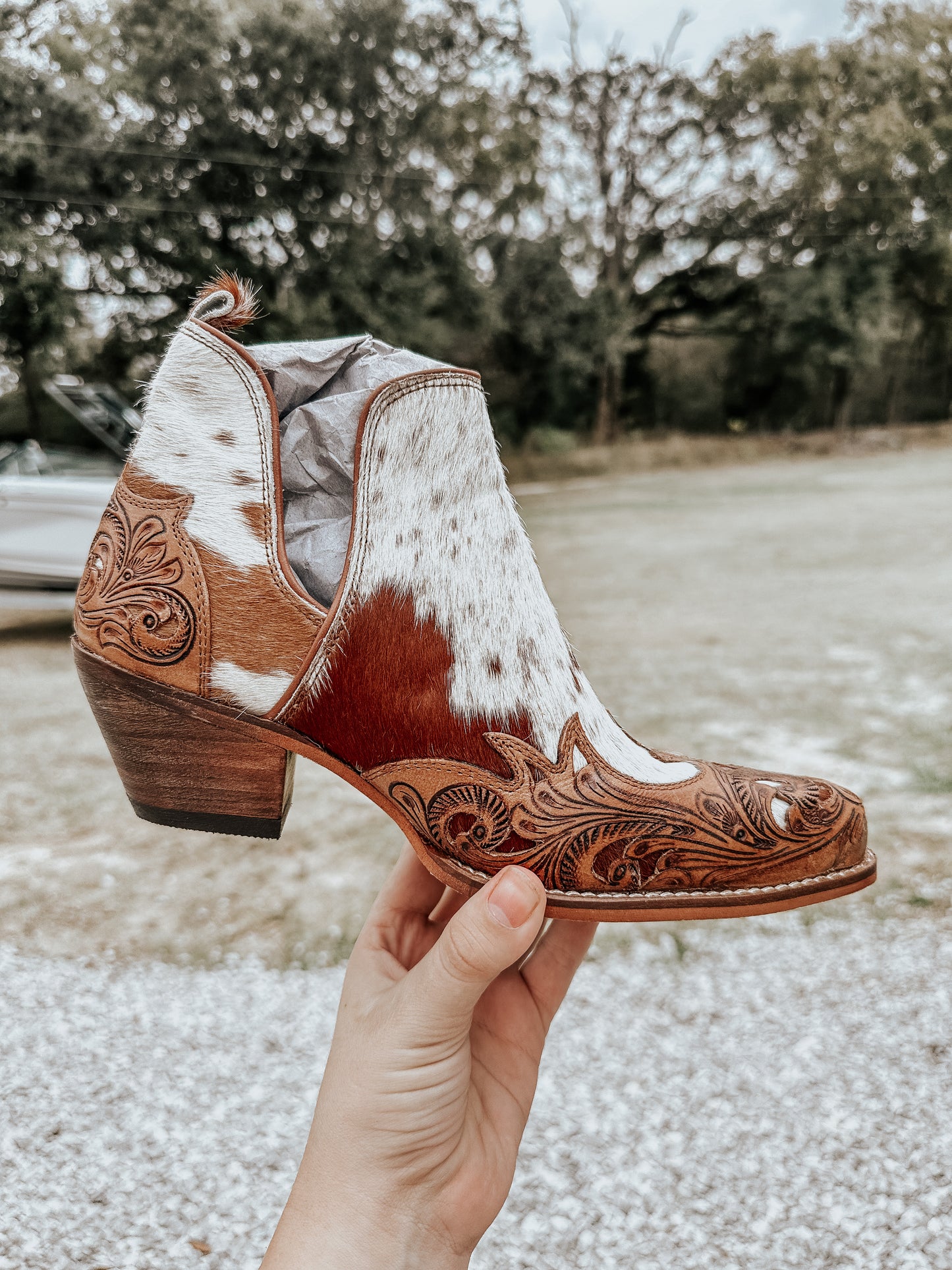 Jane Cowhide Booties in Brown