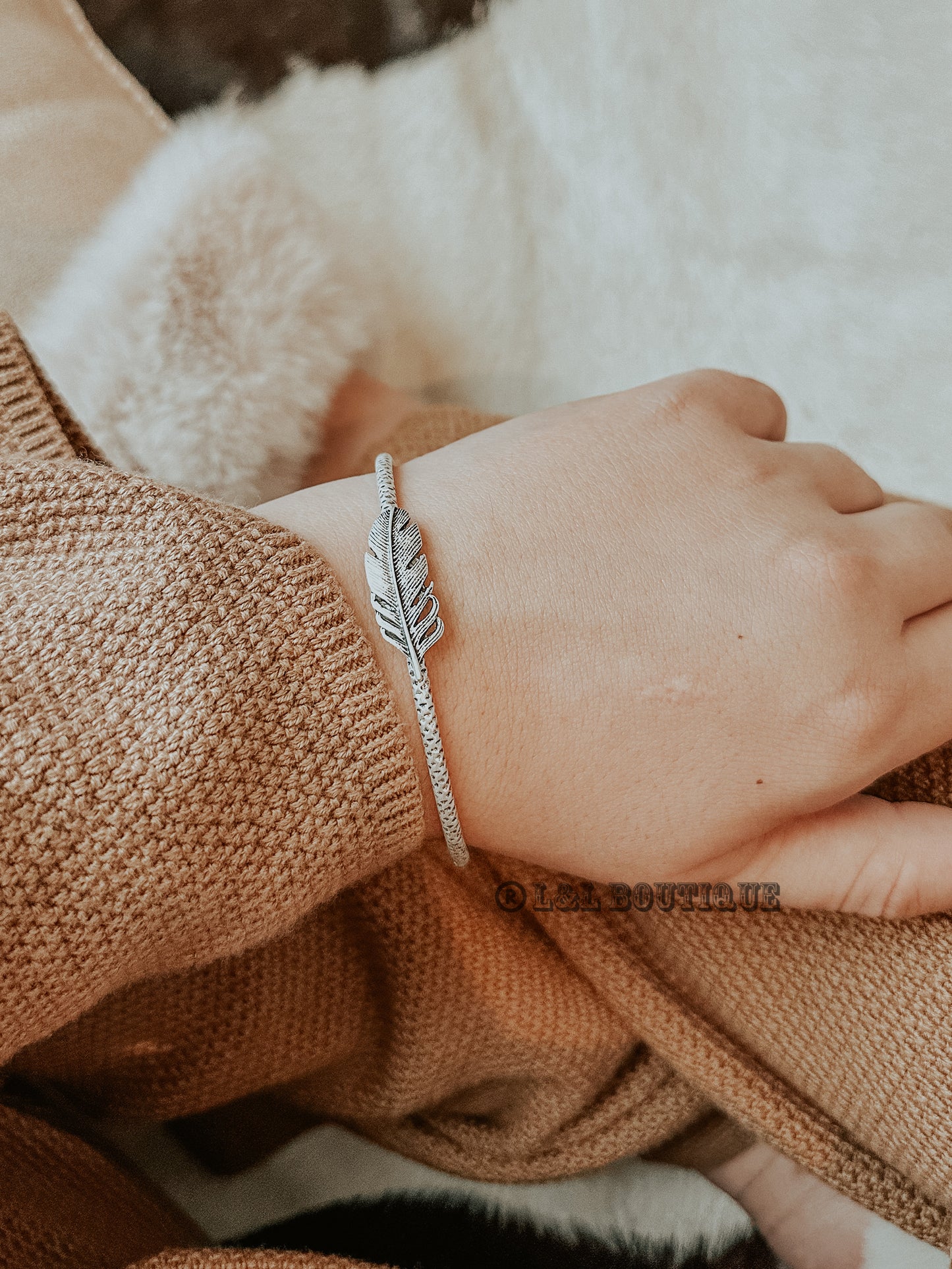 Feather Bracelet * Black Friday