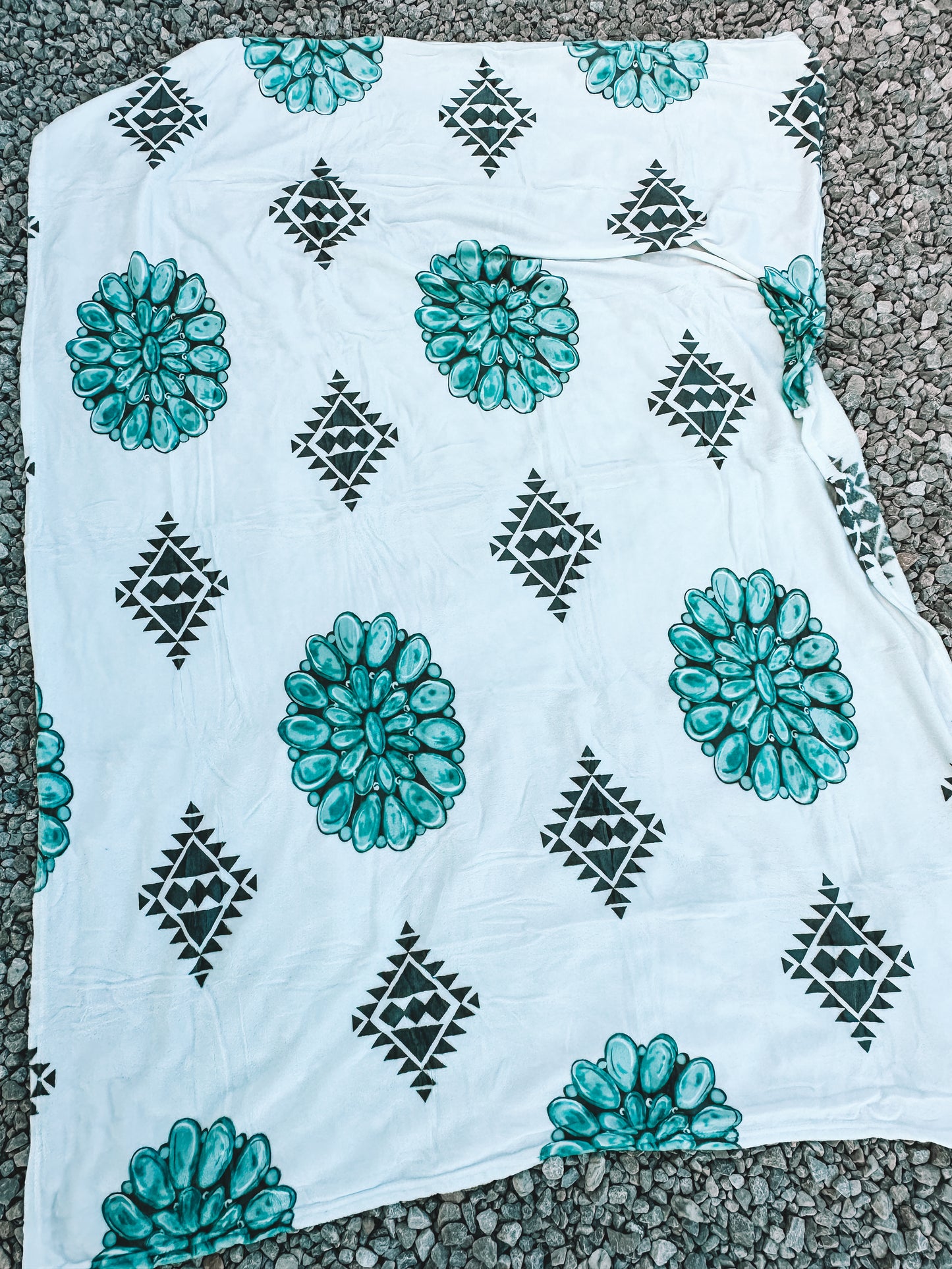 Aztec Turquoise Cluster Throw Blanket ~ Twin