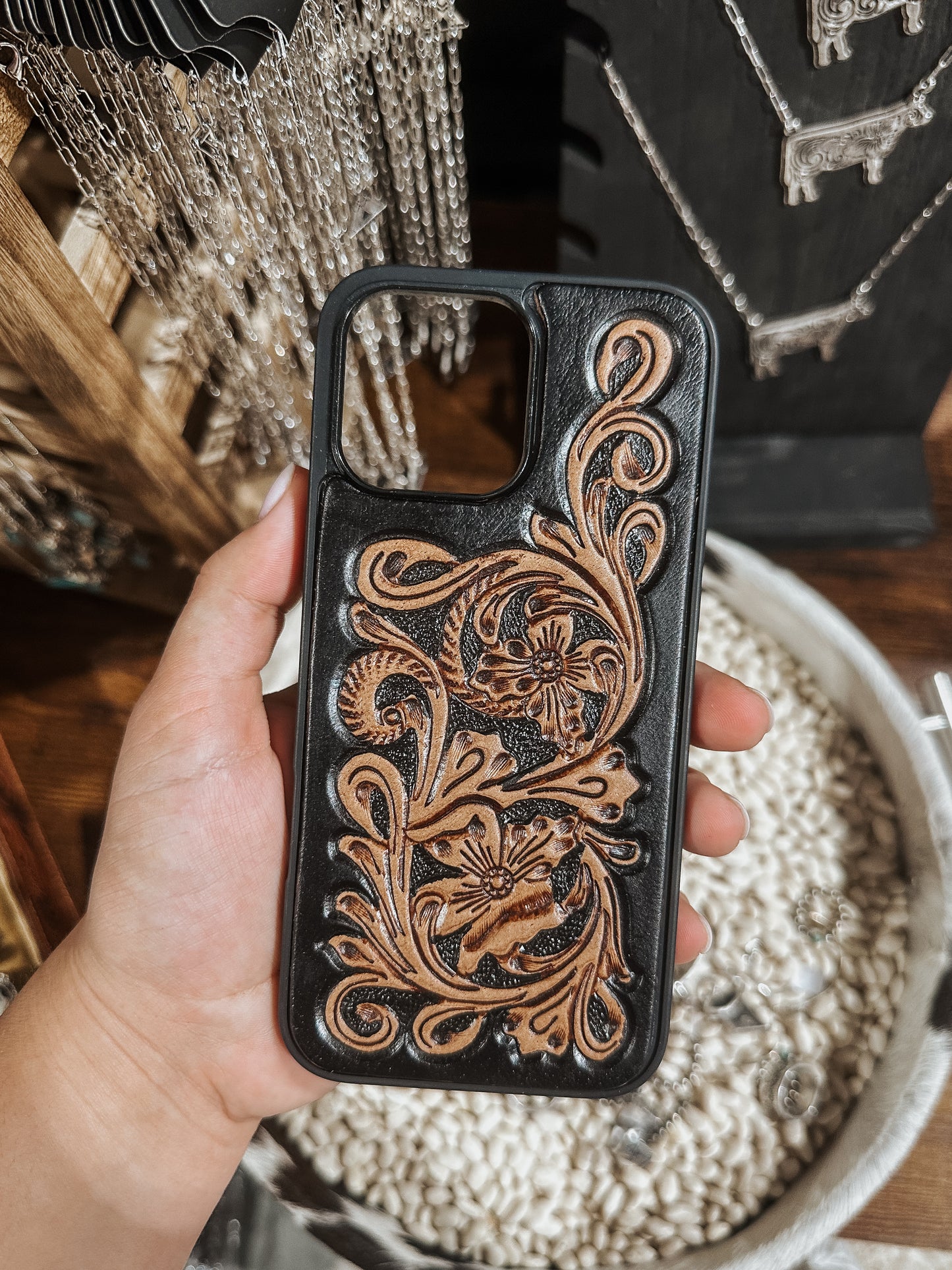 Brown Leather Phone Case (iPhone 16 Pro Max)