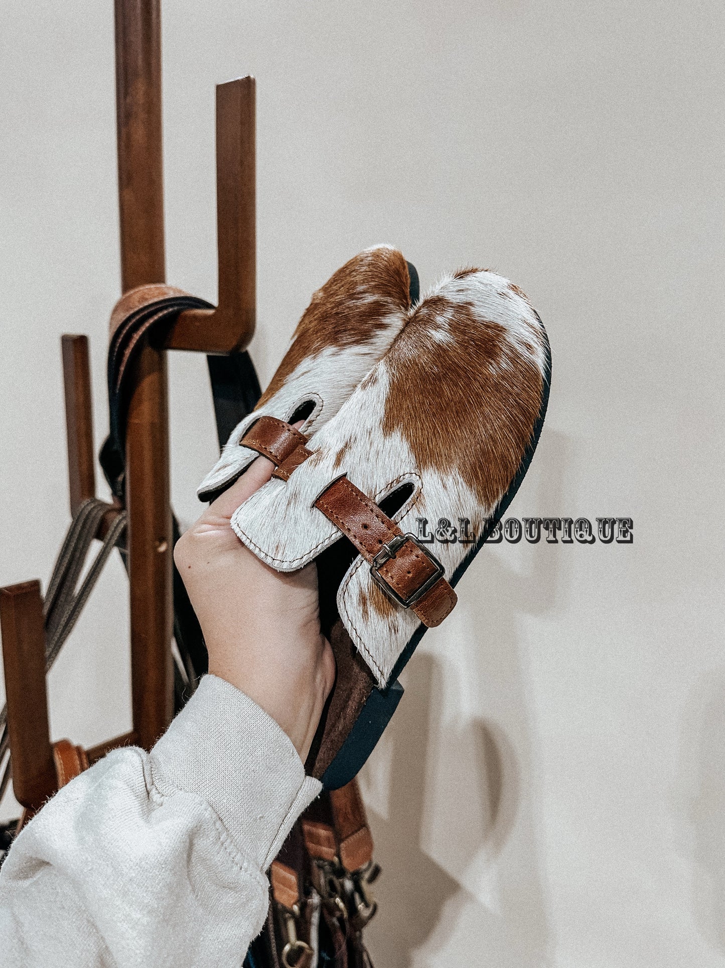 Cowhide Potato Style Shoes