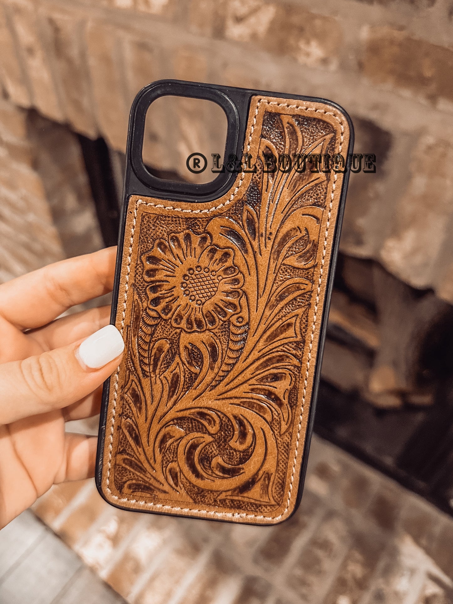 Falcon Trail Leather Phone Case (iPhone 14 Plus)
