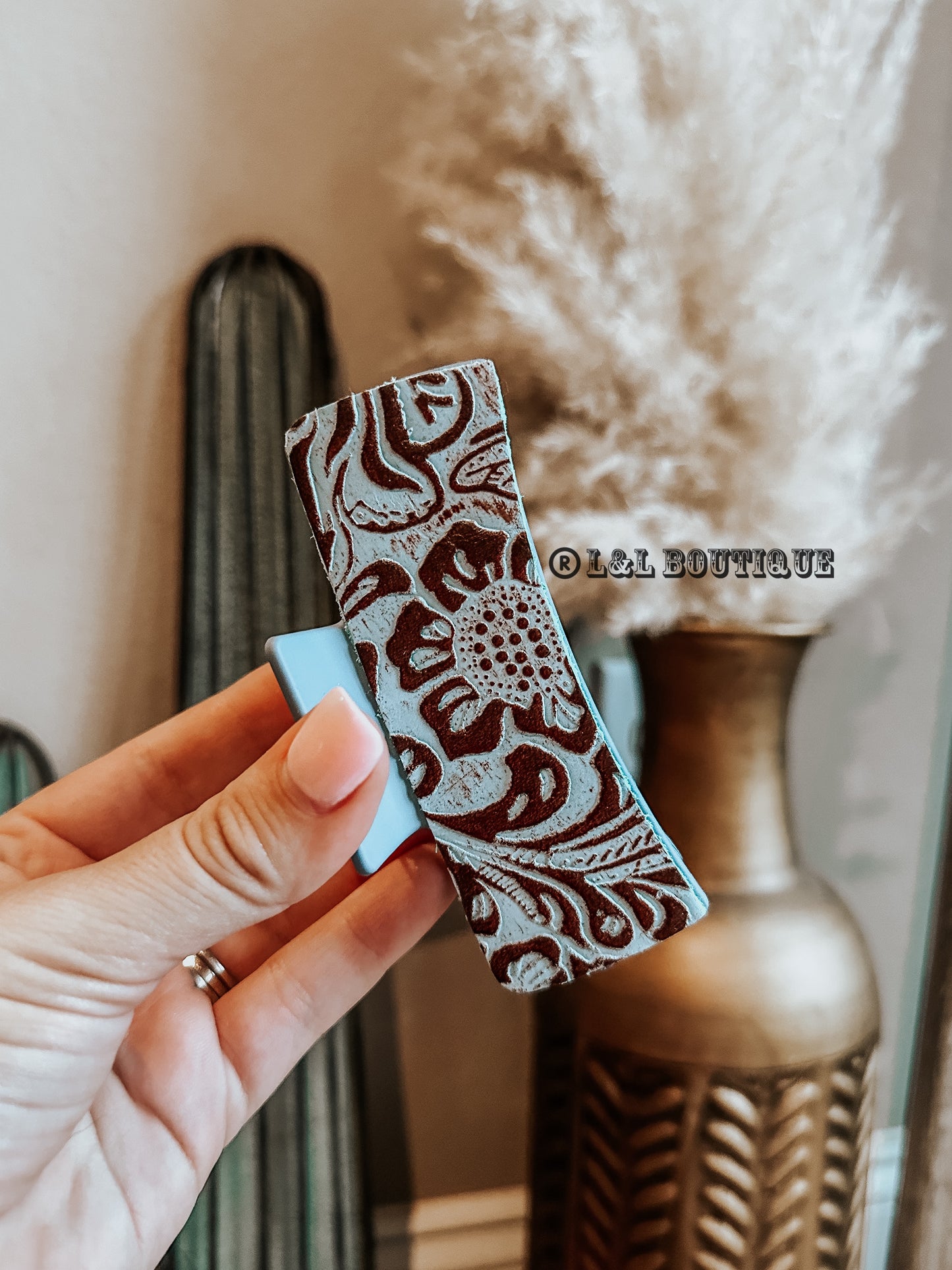 Crimson Turquoise Emboss Claw Clip