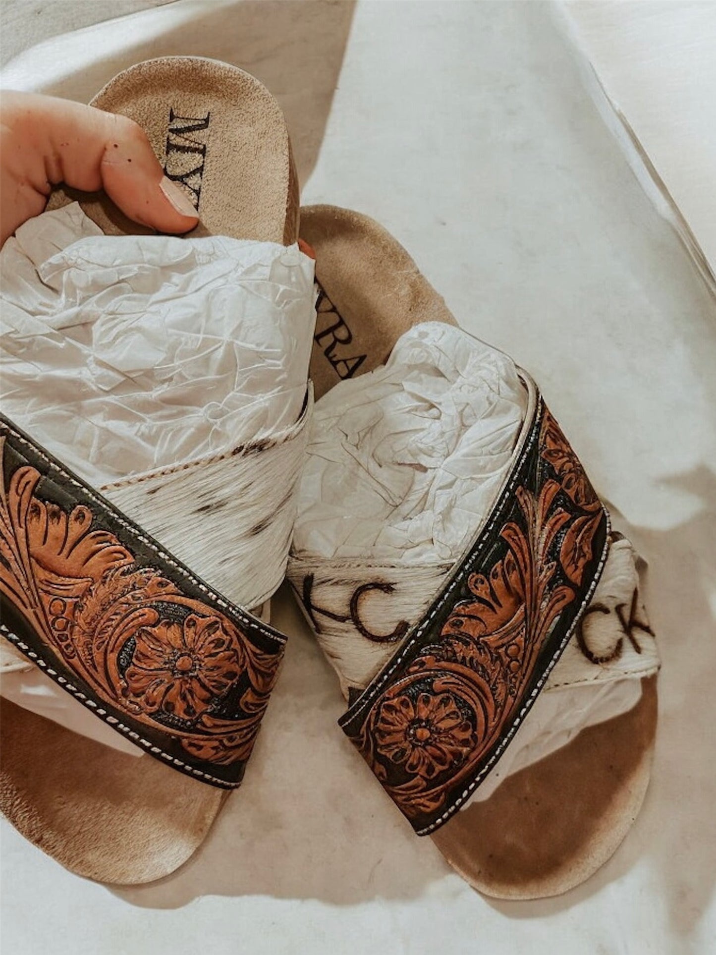Nevada Cowhide Leather Sandals