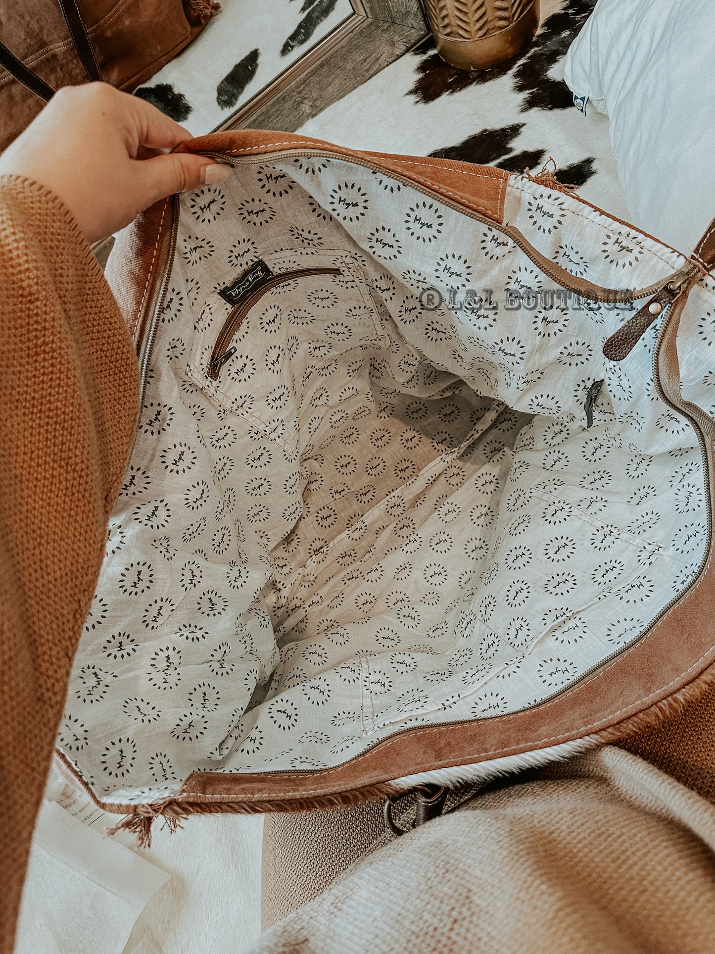 Juniper Cowhide Weekender Bag