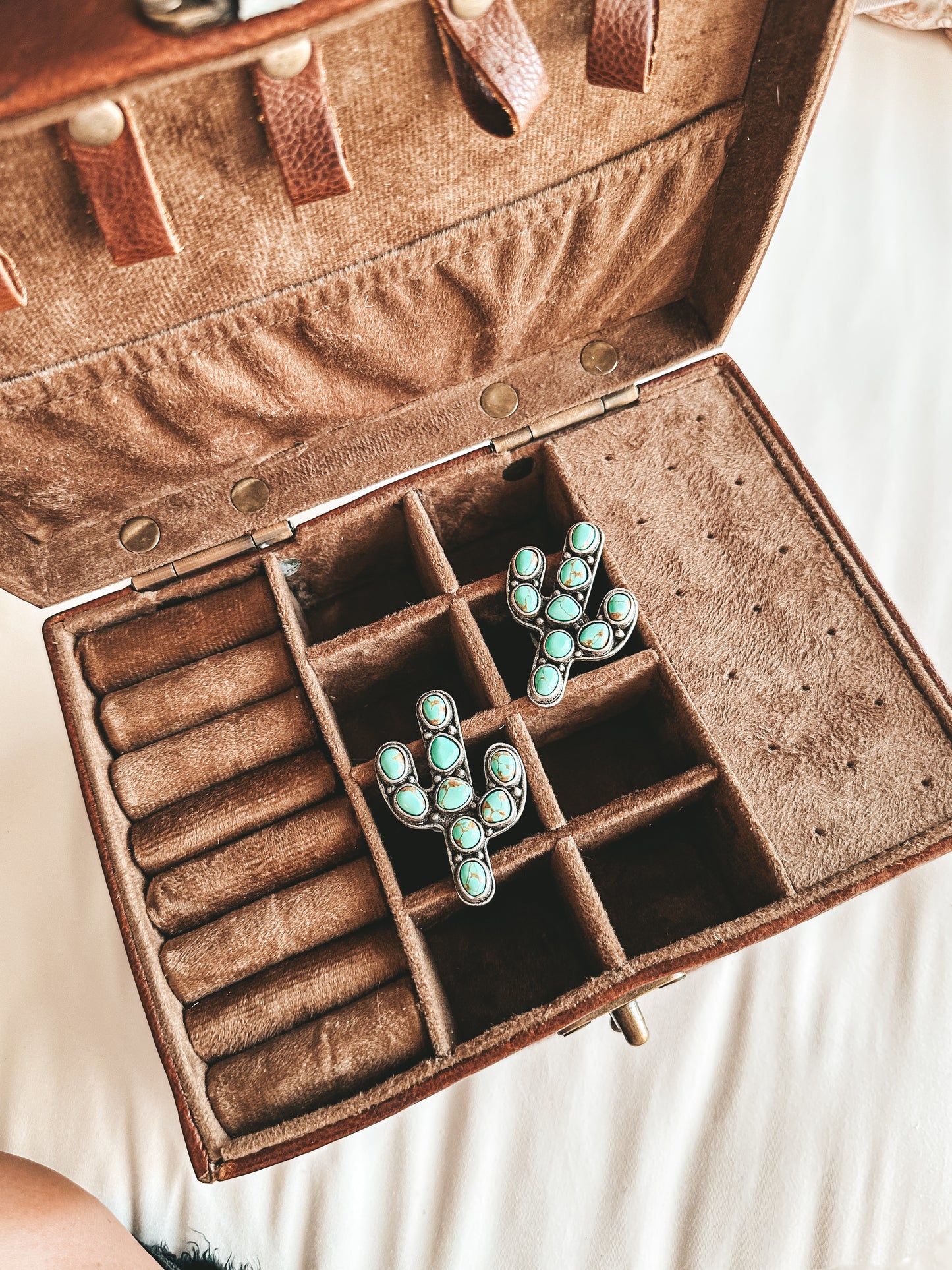 Cactus Stoned Cuff Ring in Turquoise