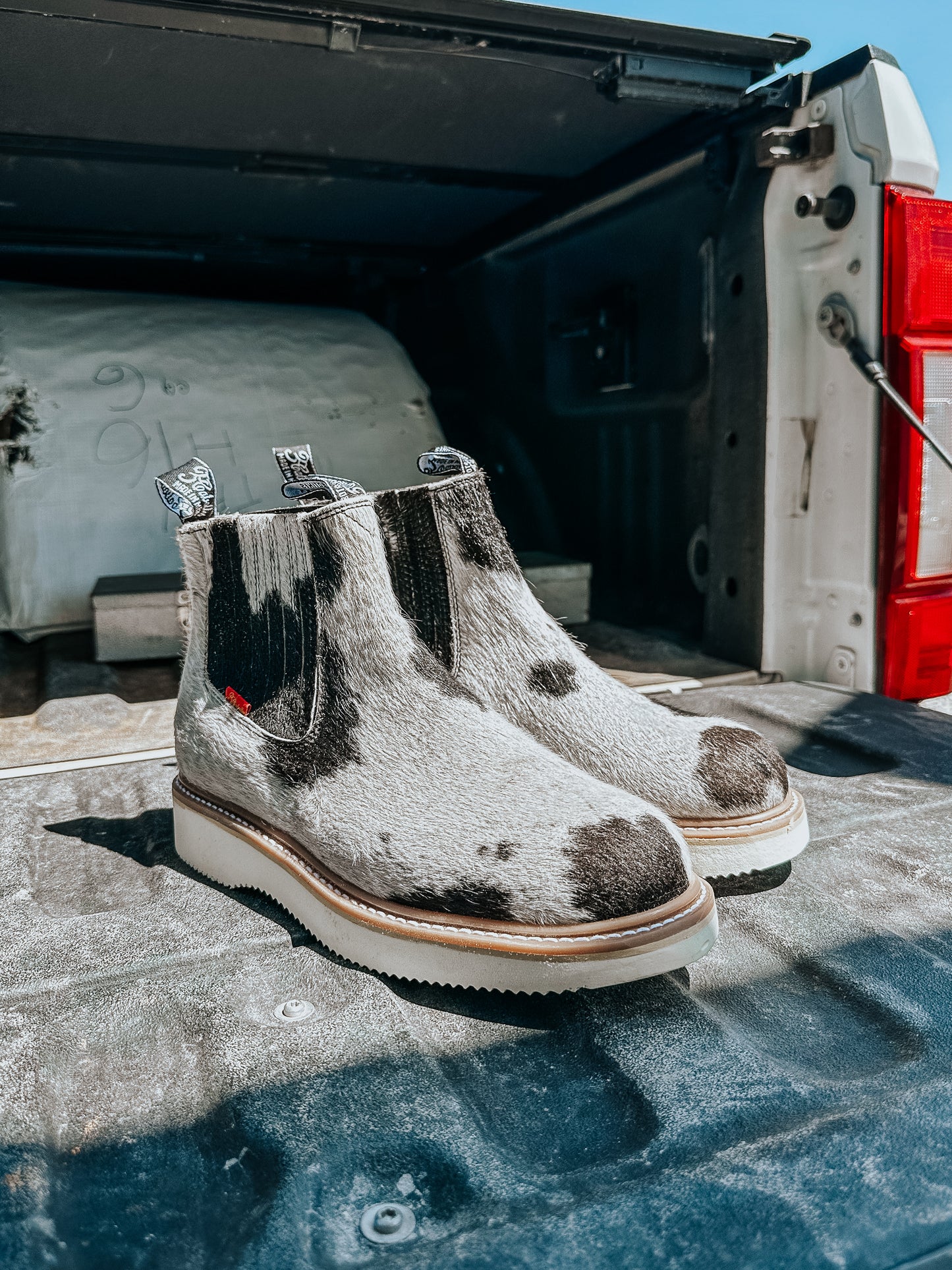 Cowhide Lechera Boot in Men