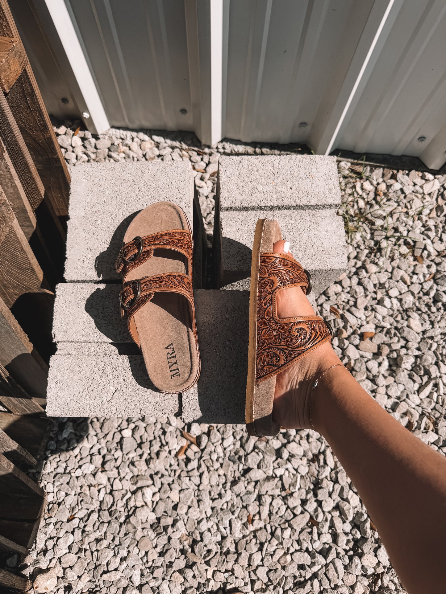 Willow Leather Sandals