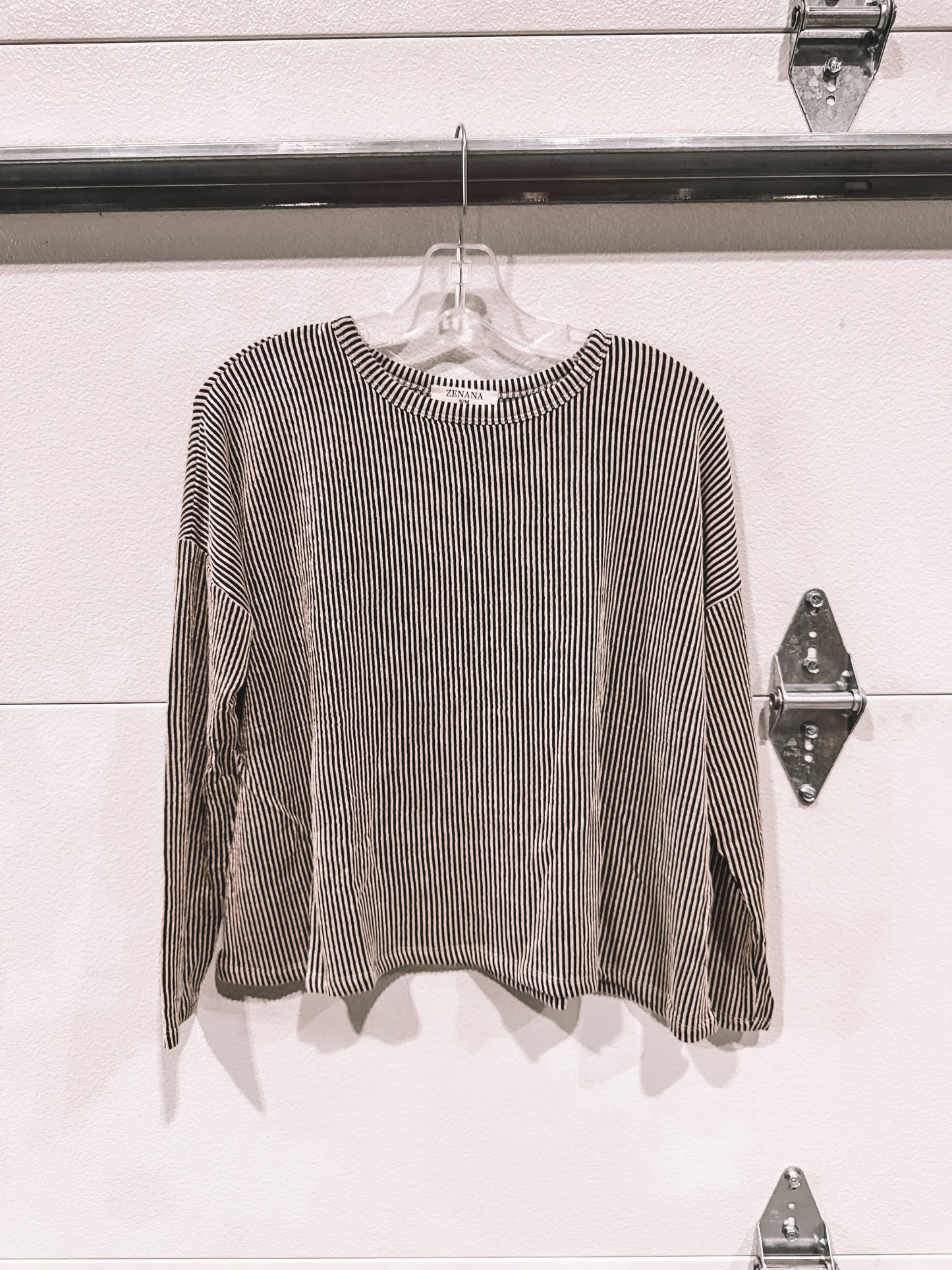 Ribbed Crop Top black & white (long sleeve)