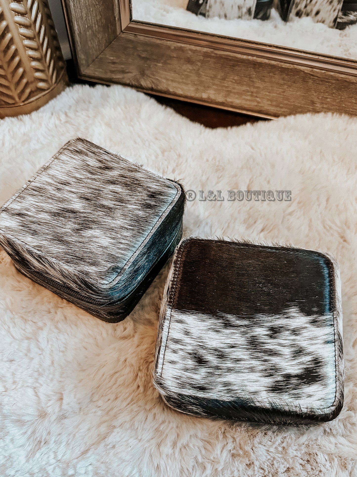 Cowhide Jewelry Box in Black