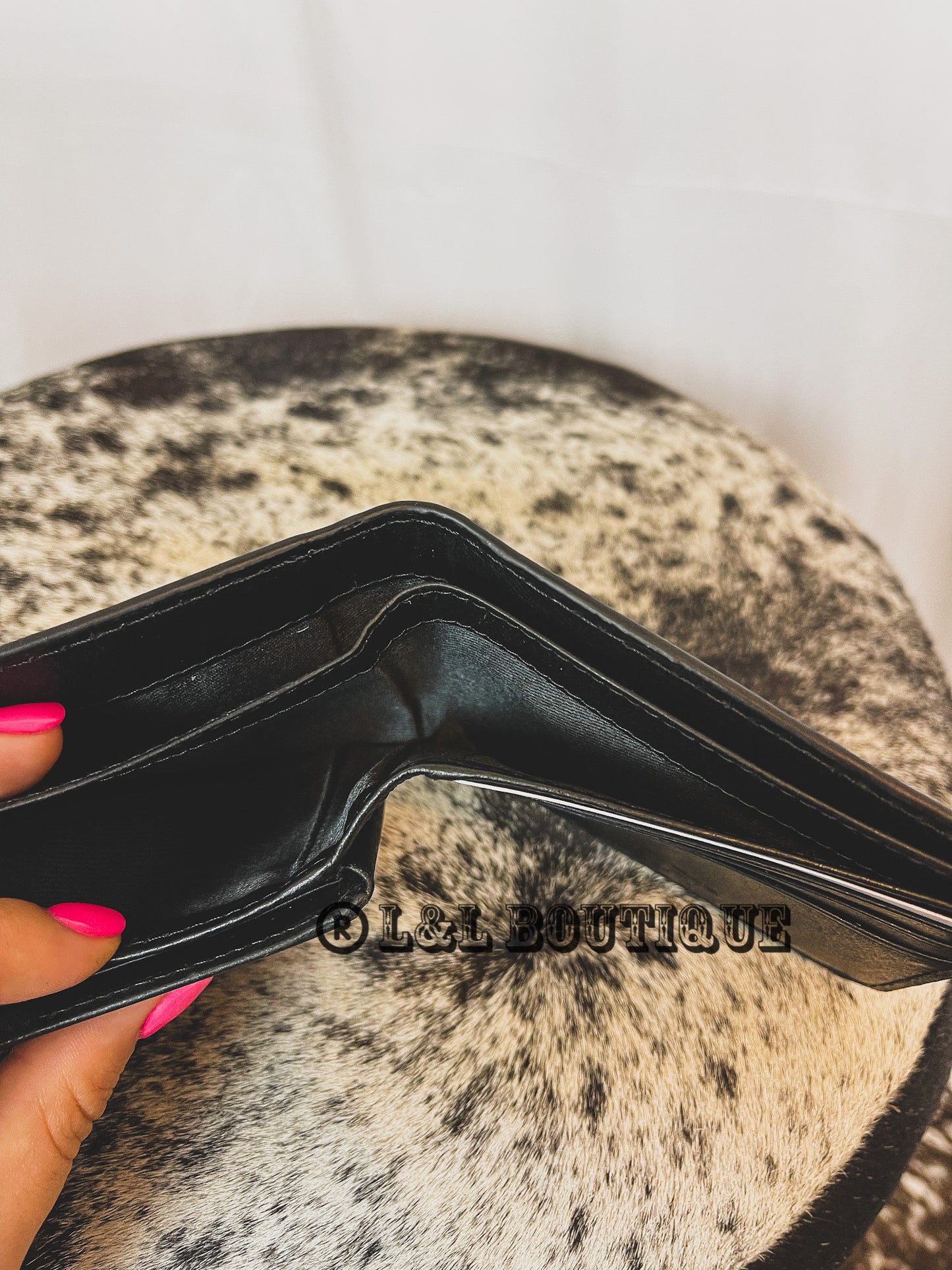 Peer Tooled Mens Wallet