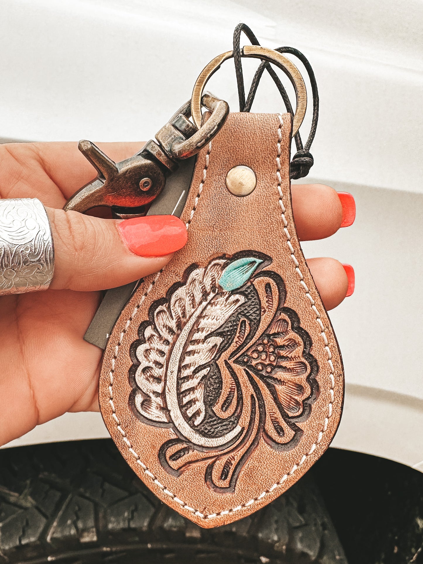 Gogi Feather Key Fob