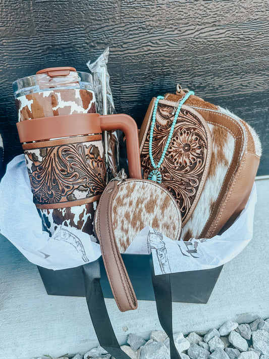 Cowhide Crossbody Christmas Gift Bundle in Tan