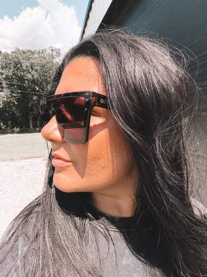 Tortoise Hindsight Sunnies by Quay