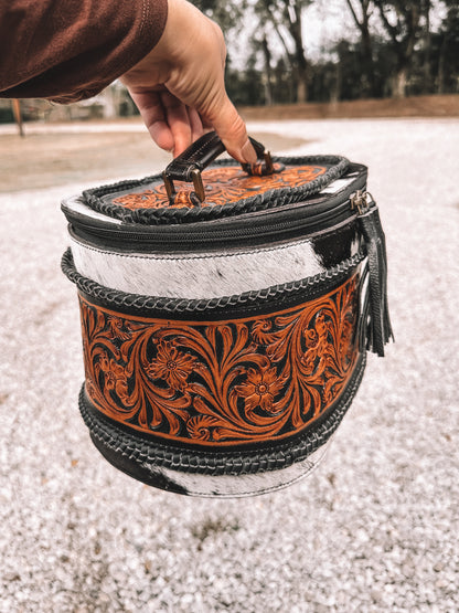 Braided Cowhide & Tooled Leather Accessory Bag in Black