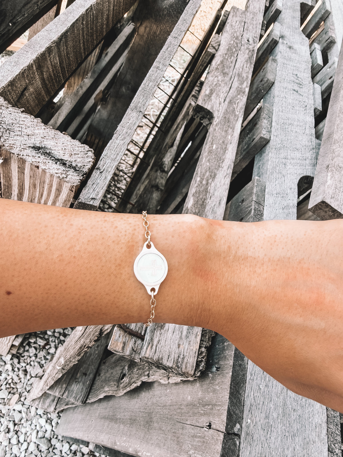 Tap To Pray Gold Chain Bracelet