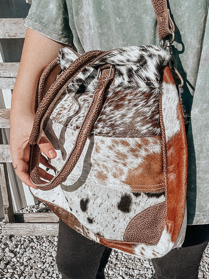 Cowhide Stripes Laptop Crossbody Bag