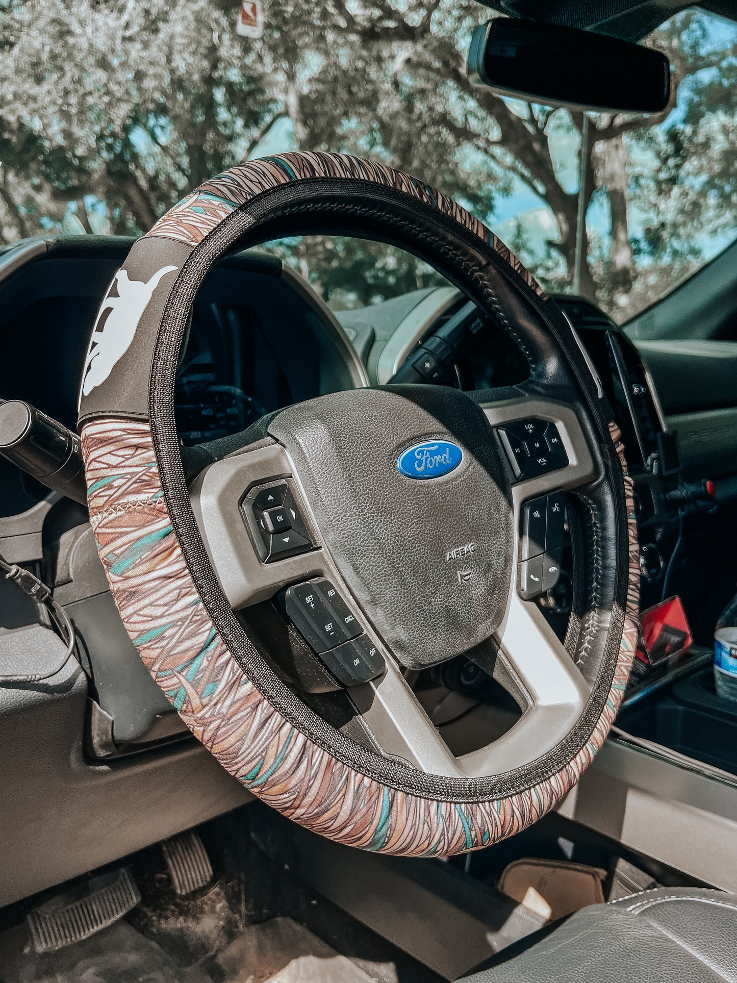 Shadow Grass Steering Wheel Cover