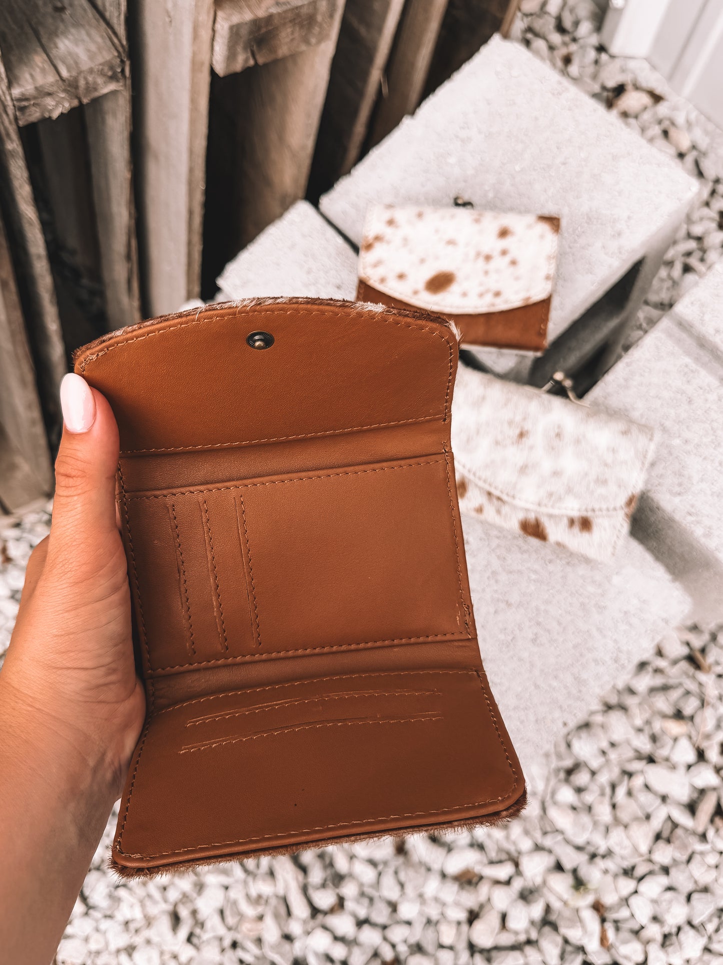 Innovation Cowhide Wallet - Tan