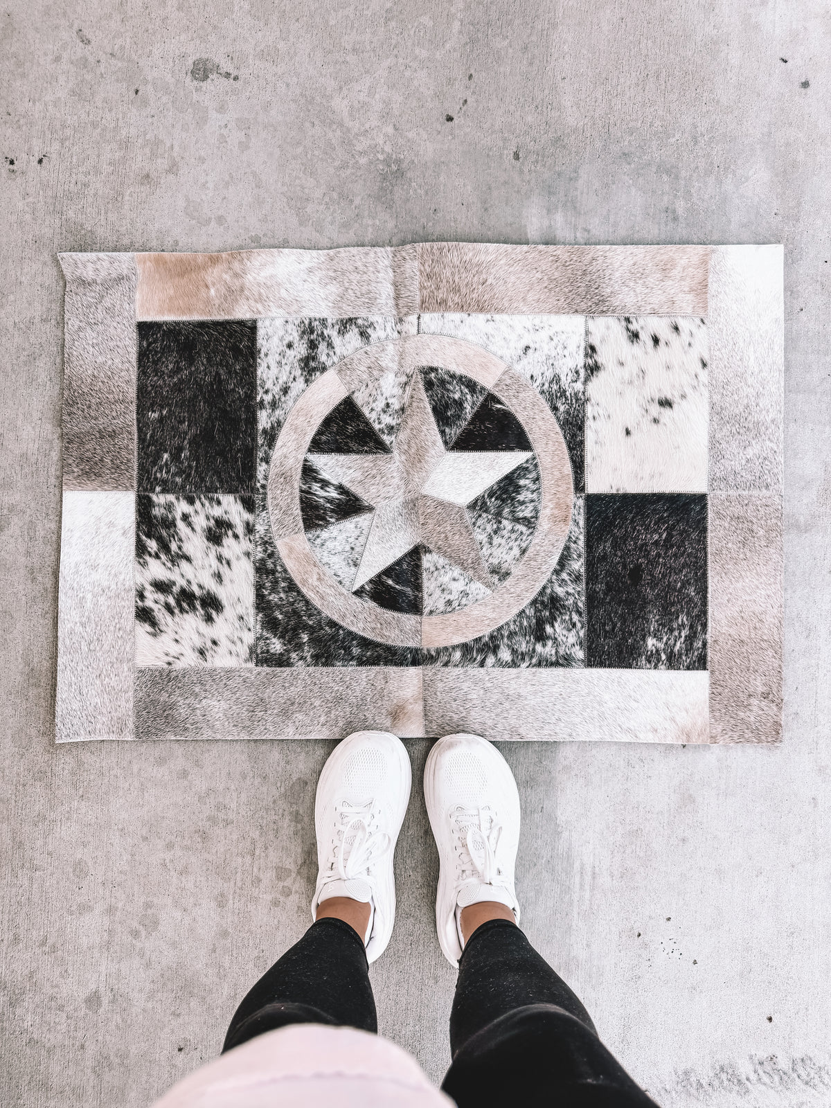 Cowhide Star Rug