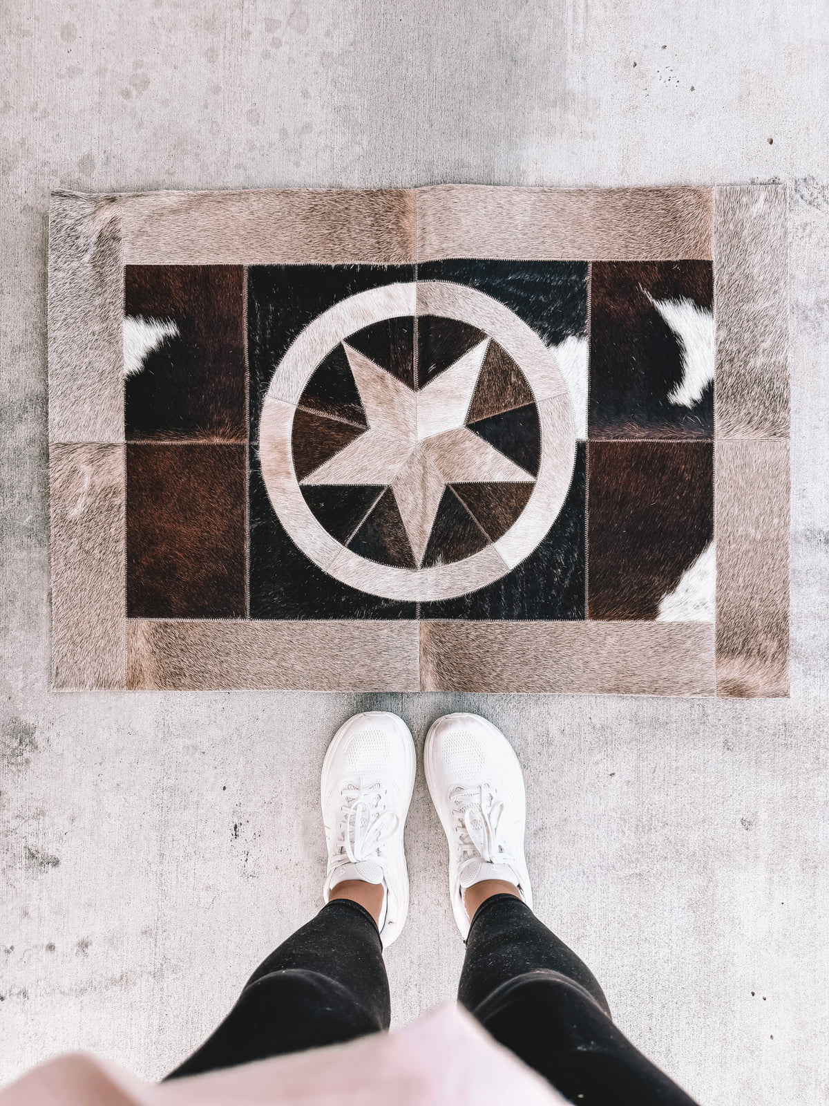 Cowhide Star Rug