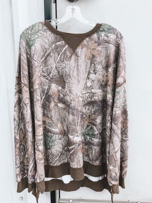 Camo High Low Long Sleeve Top