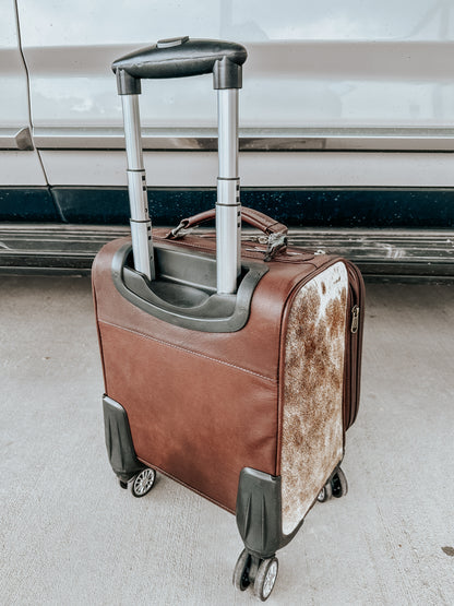 Amarillo Cowhide Suit Case
