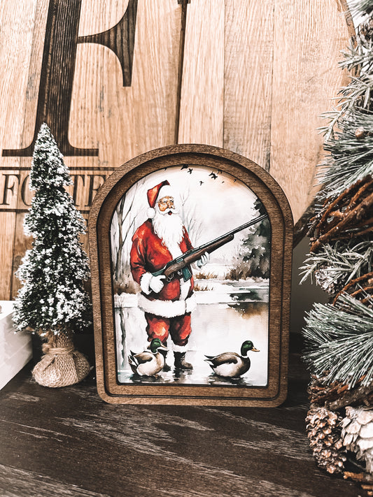 Santa Hunting Ducks Wooden Arch Decor
