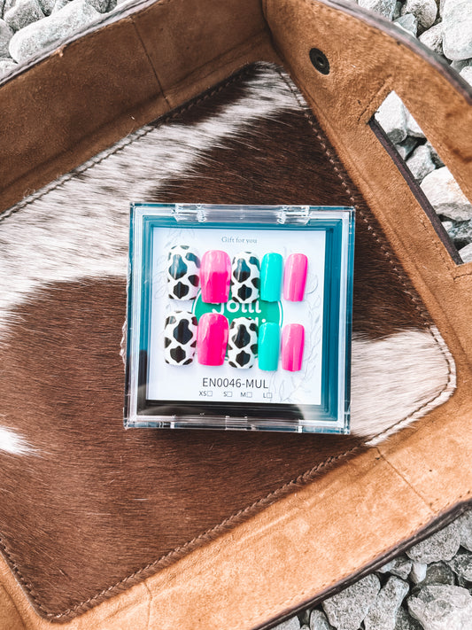 Turquoise & Pink Cow Nail Set