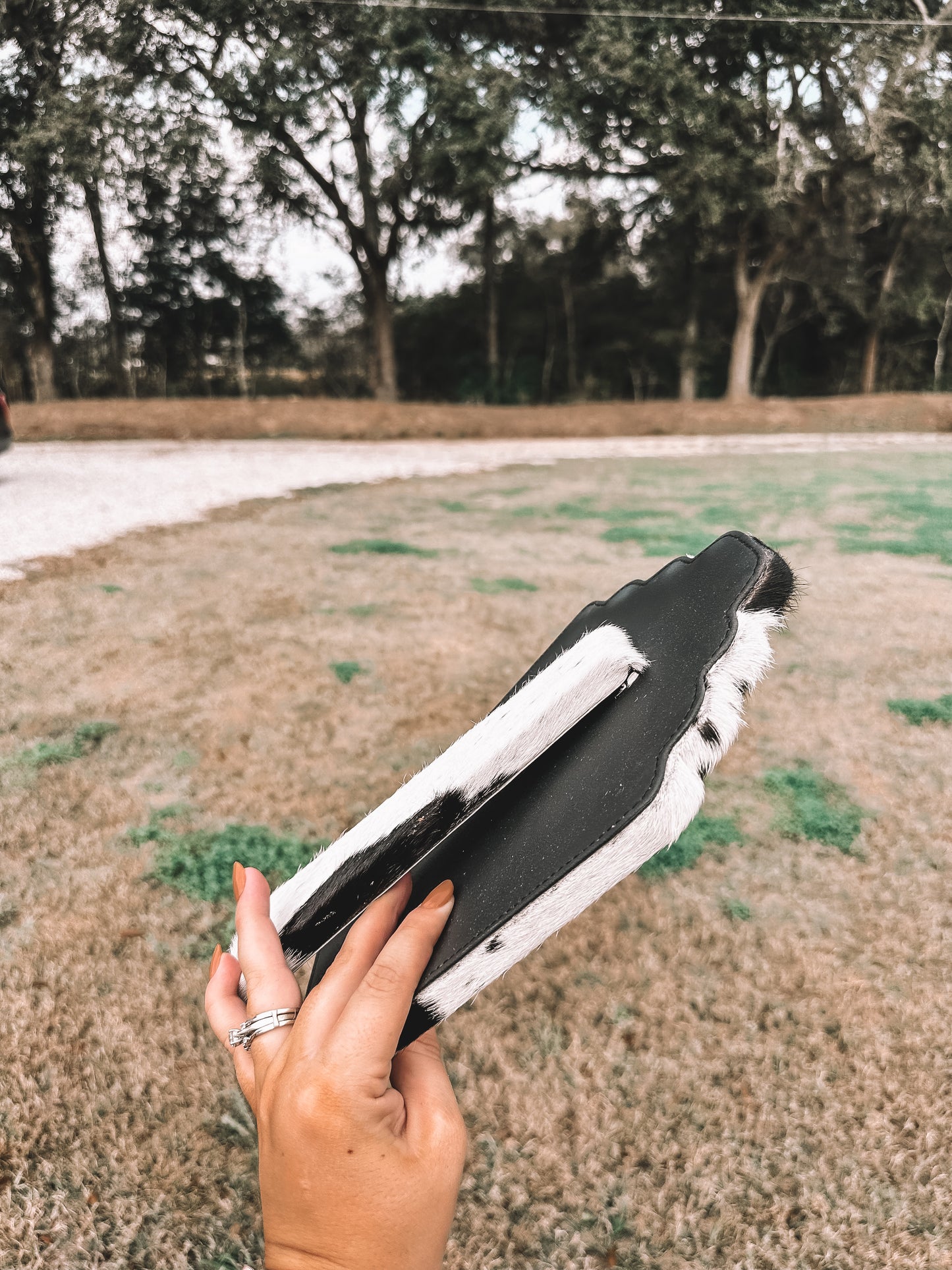 Thick Cowhide Necklace Stand