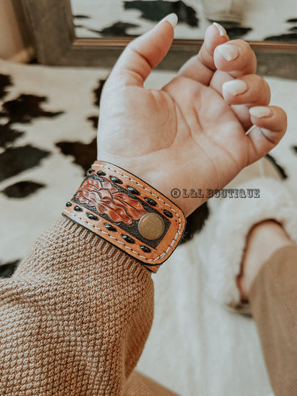 Leather Button Bracelet