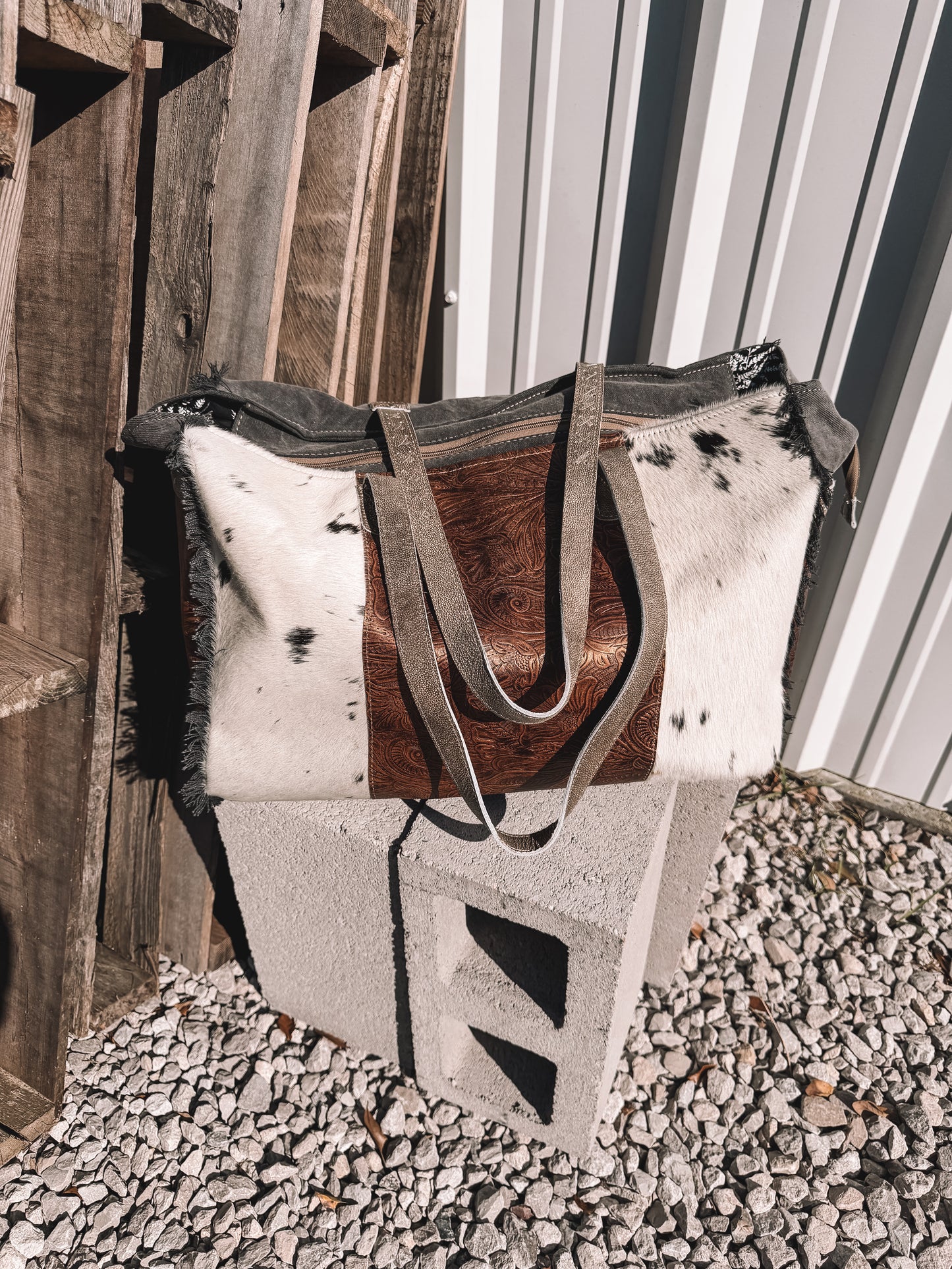 Canyon Ridge Weekender