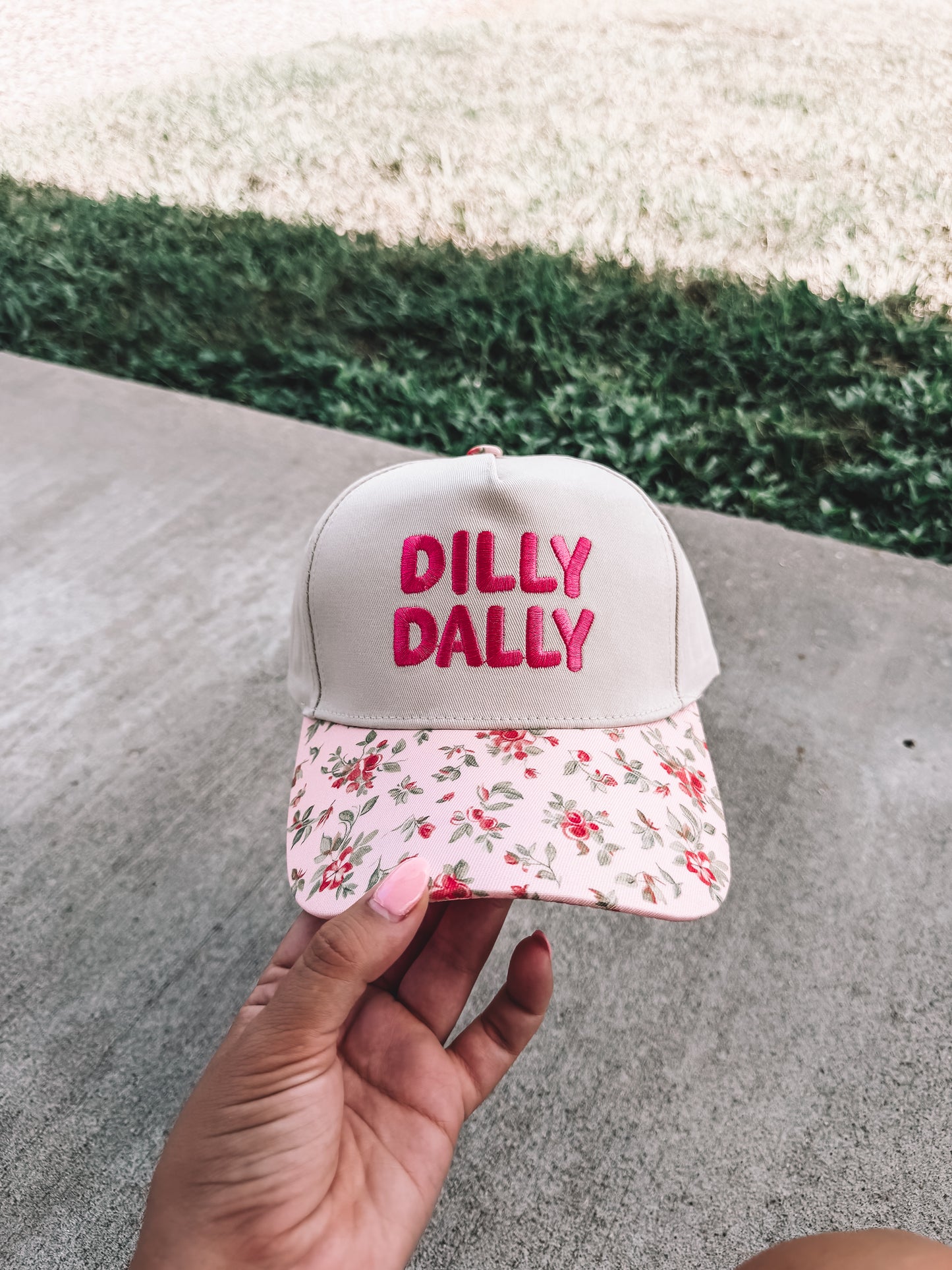 Dilly Dally Trucker Hat - Pink Floral