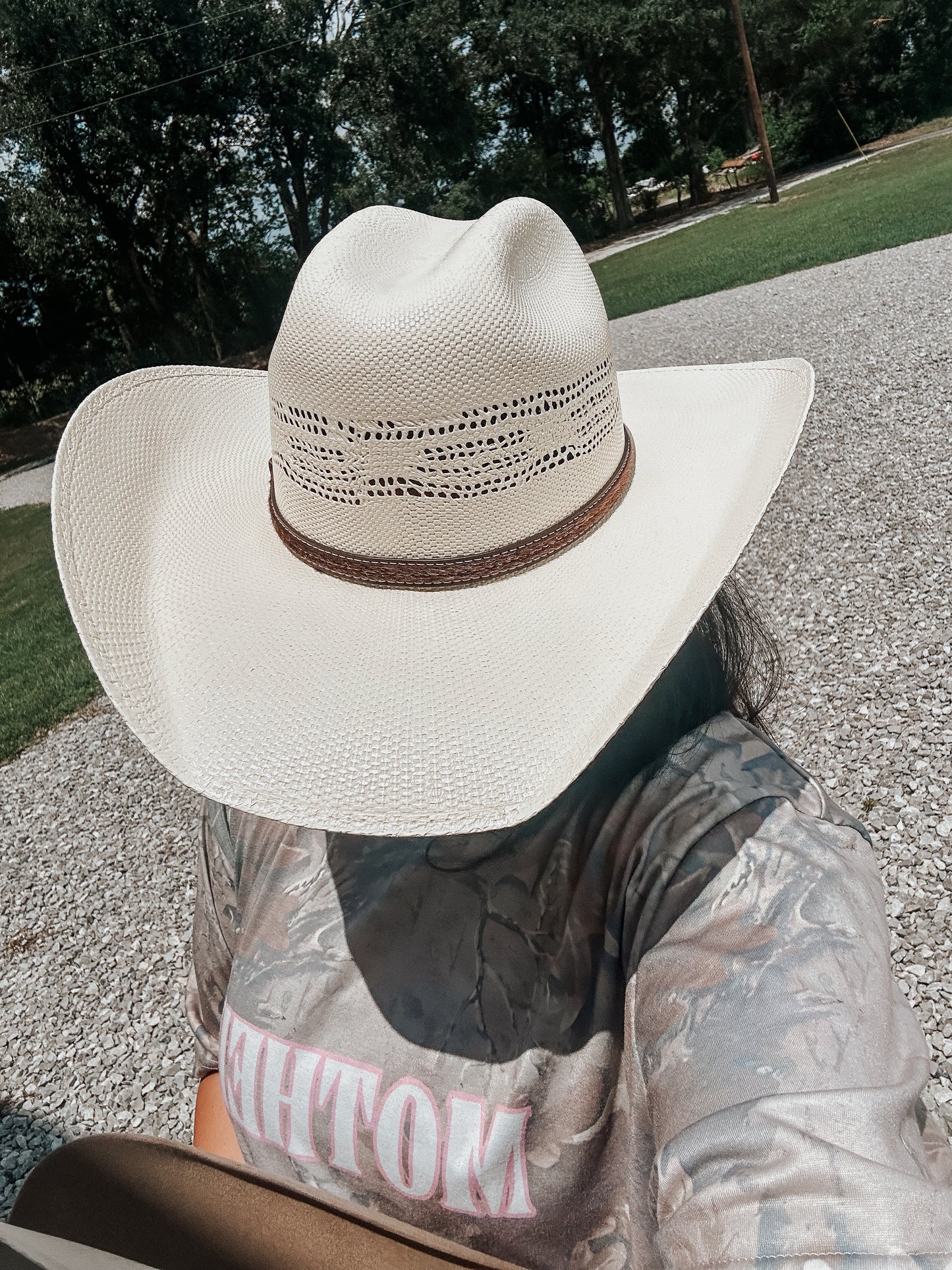 Straw Cowboy Hat in Ivory