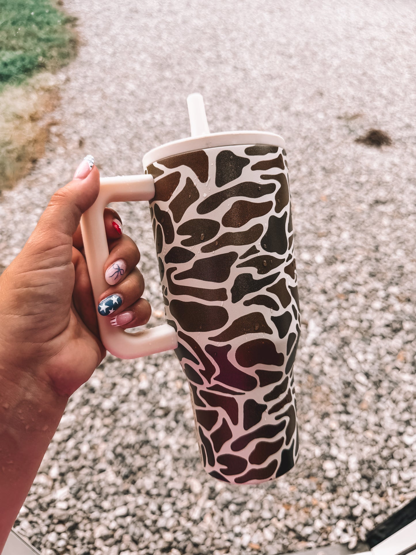 Camo Tumbler in Cream