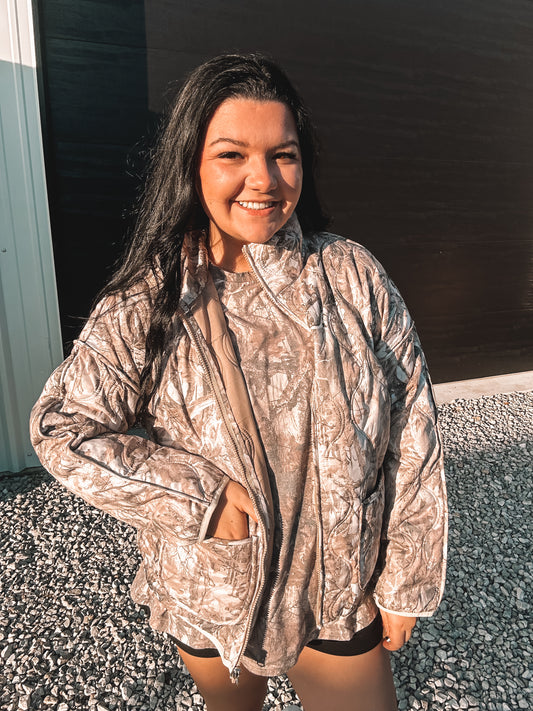 Cloud Jacket in Leafy Camo